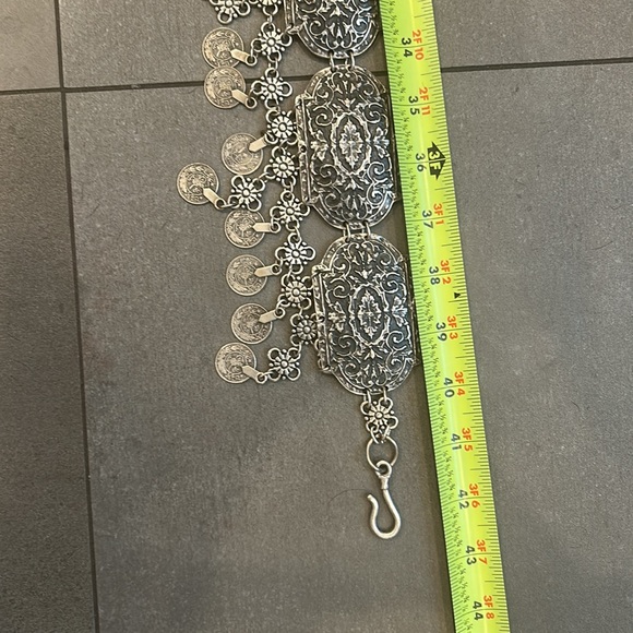 Silk Road Design Pewter Belt - Picture 8 of 11